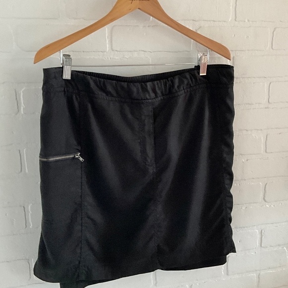 Vintage Y2K Mini Skort/skirt/short Black Utility 3 pockets Comfy Sporty Sz 24 - Picture 11 of 15